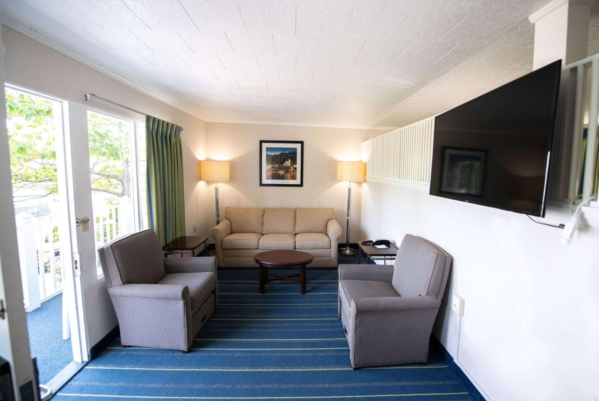 Days Inn By Wyndham Bar Harbor Exteriör bild